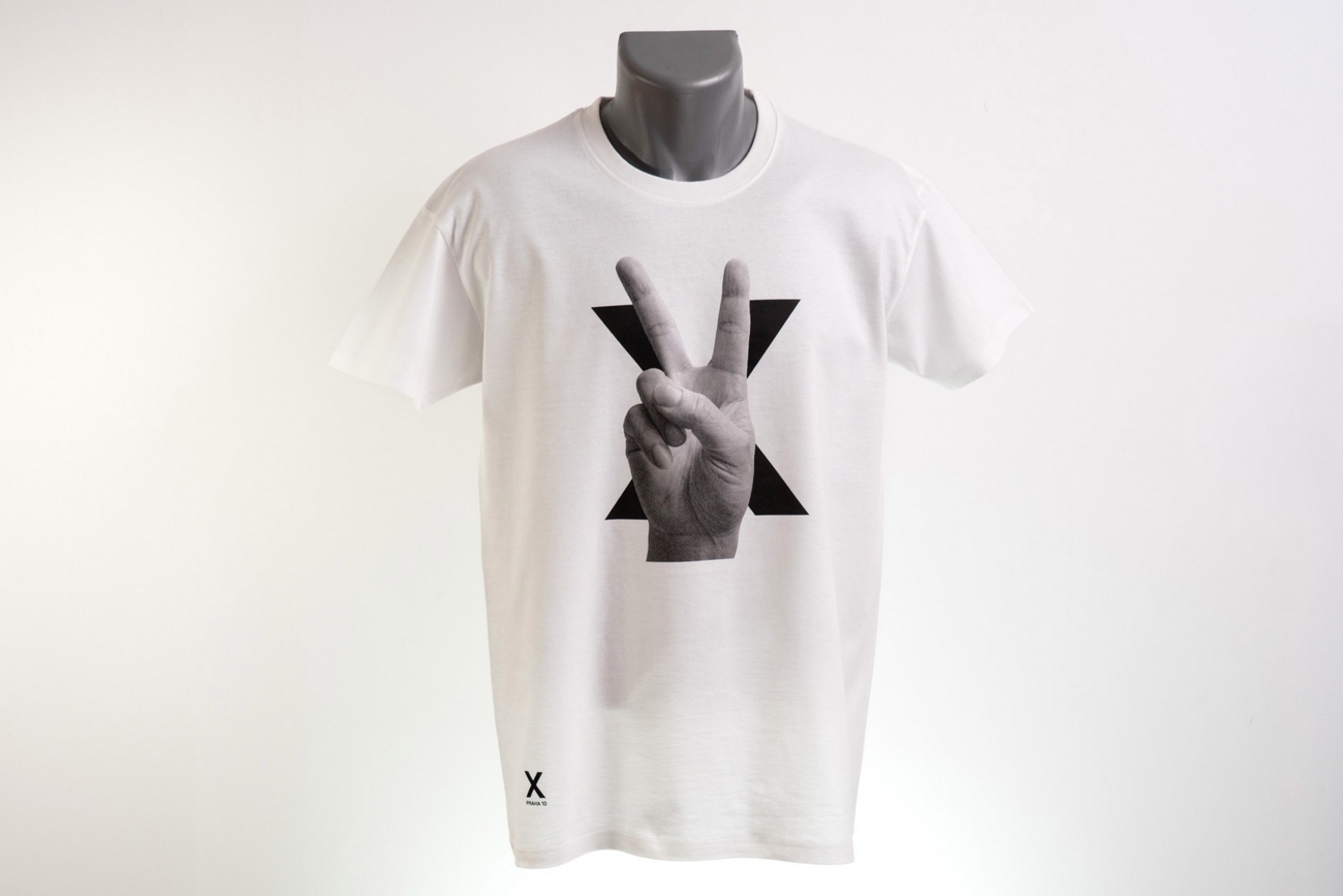 Triko pánské, bílé s potiskem Victory